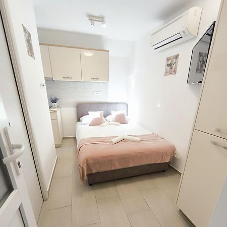 Central Apartment & Room Niko 斯普利特 外观 照片