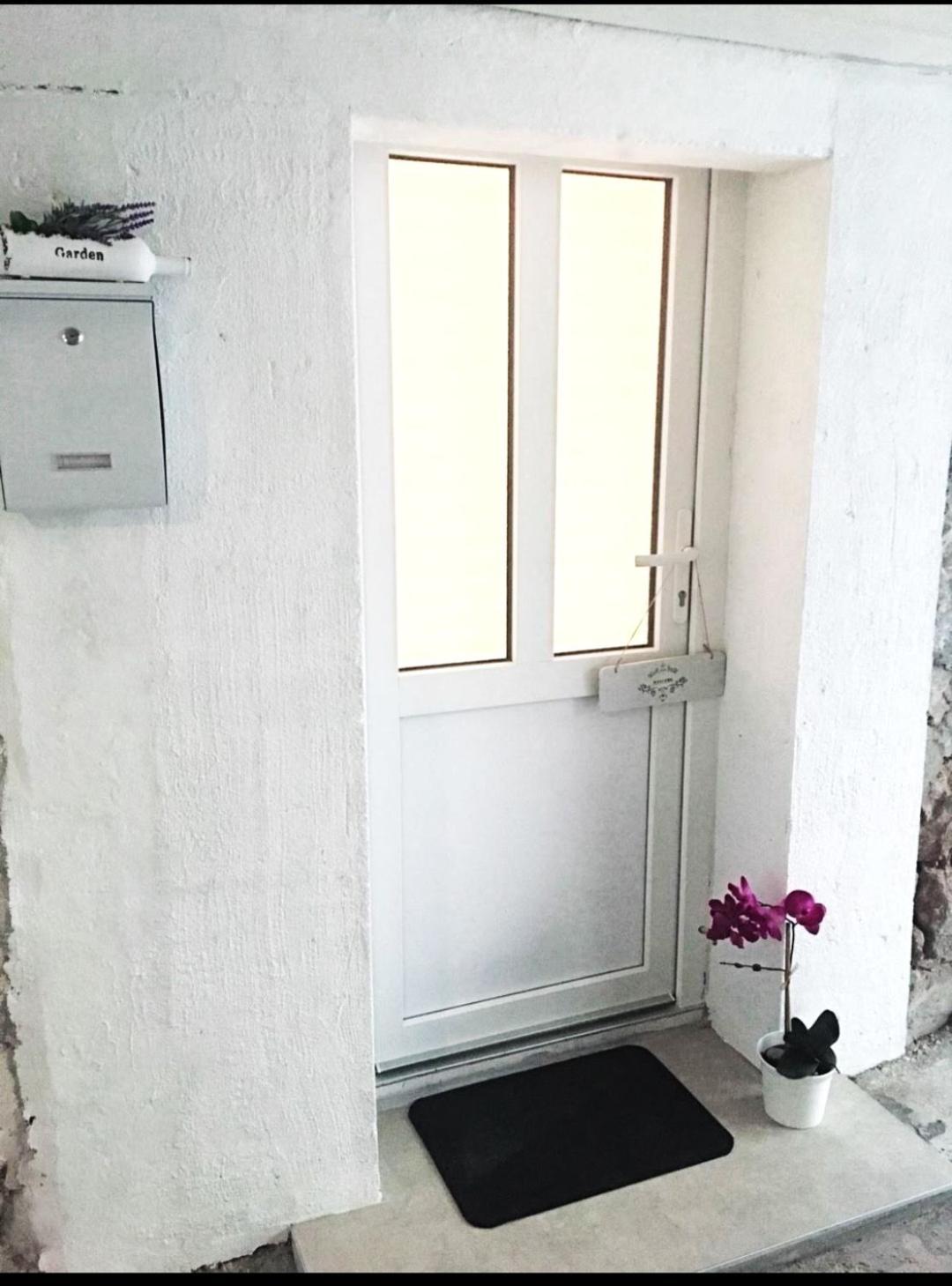 Central Apartment & Room Niko 斯普利特 外观 照片