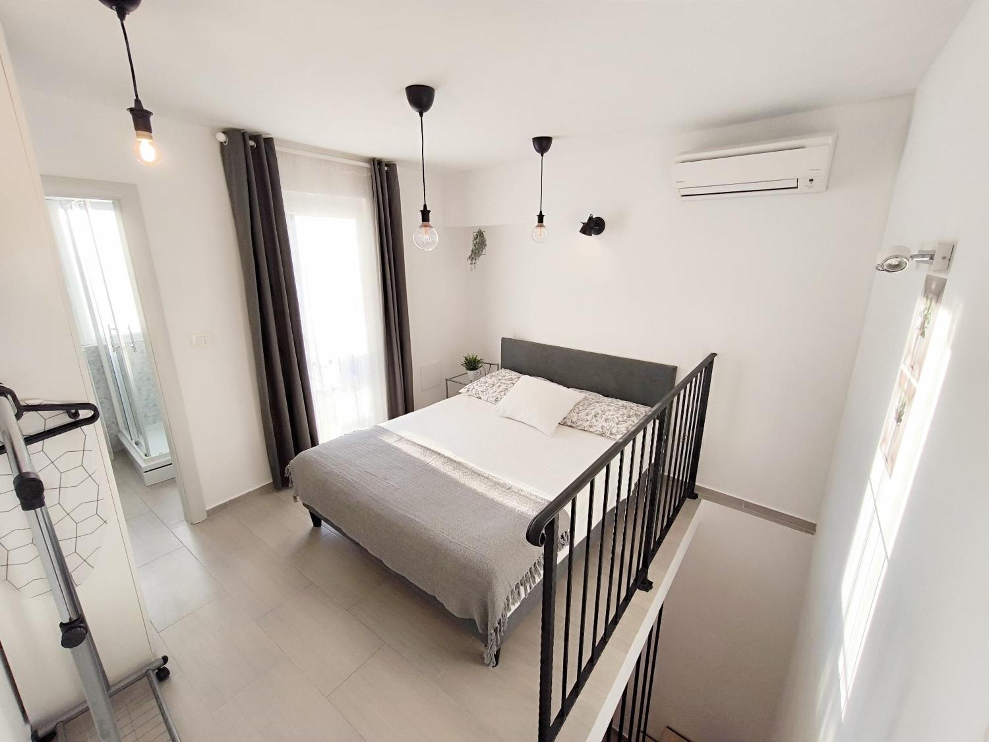 Central Apartment & Room Niko 斯普利特 外观 照片